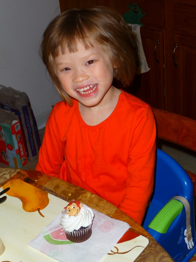 11-13-09-1 Anna the very special banana!